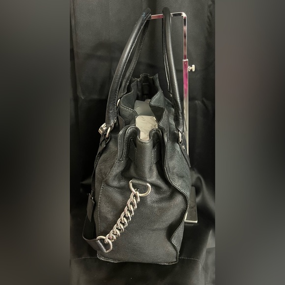 Micheal Kors Hamilton Tote/Satchel Navy W/Silver Hardware - Picture 5 of 16